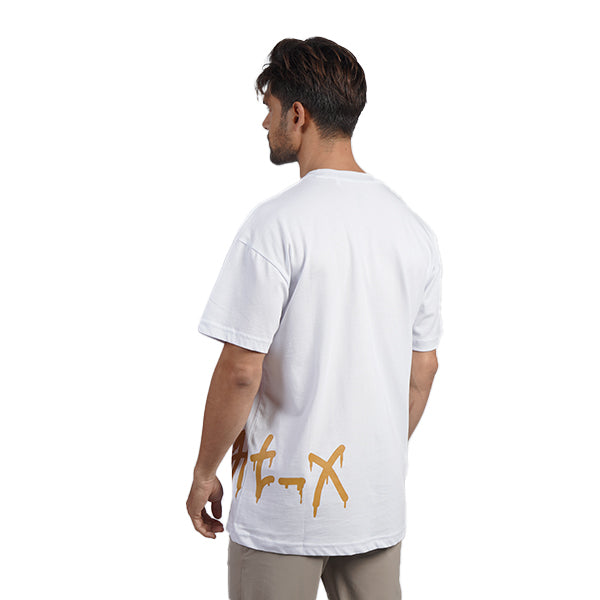 Bear Tag Graphic T-Shirt - White T-Shirts Eight-X