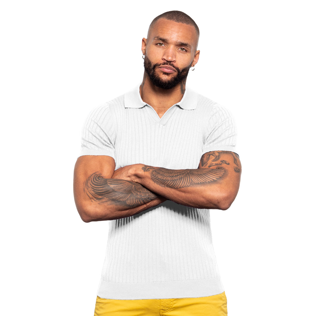 white knit open collar polo with ribbed stitching
