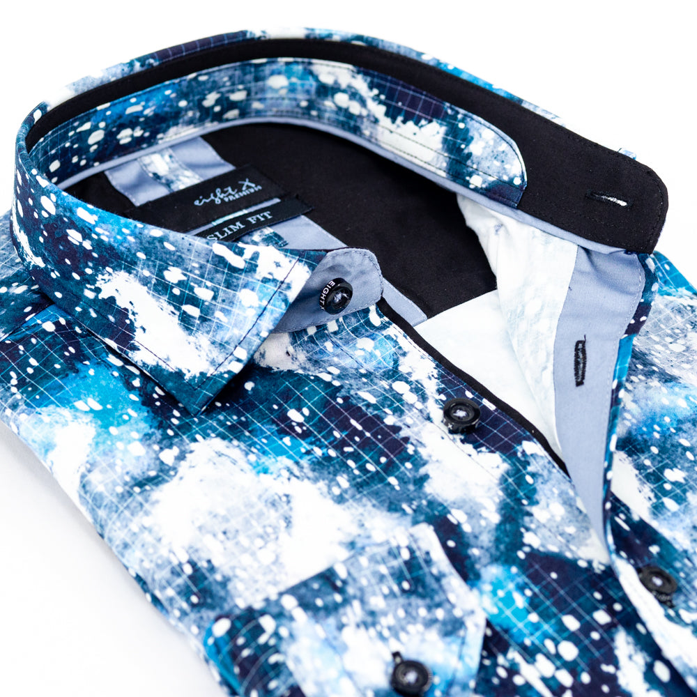 Close up of printed collar and black trim.