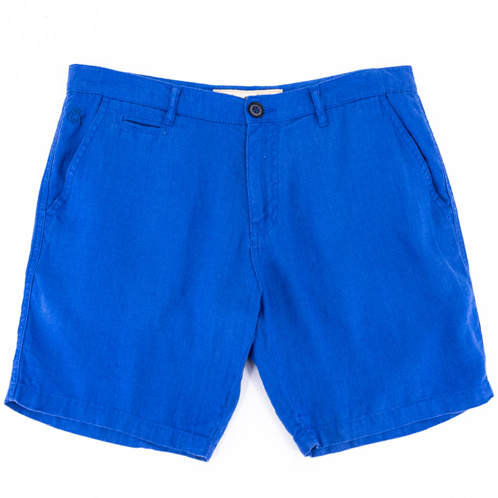 Blue linen shorts with side slant-pockets and front welt-pocket.