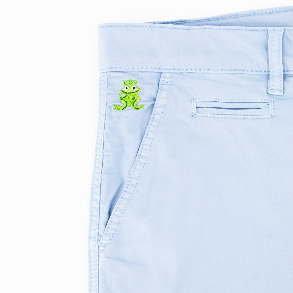 Detail of green embroidered frog mascot on right front-pocket.